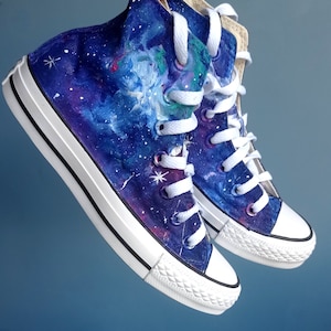 Handbemalte Galaxie-Schuhe: Künstlerische Kosmische Turnschuhe, EUR Größen