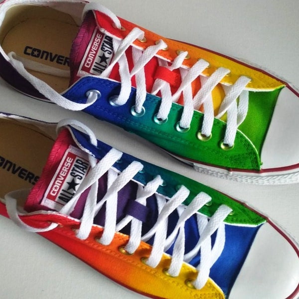 Scarpe arcobaleno personalizzate dipinte a mano, scarpe da ginnastica arcobaleno