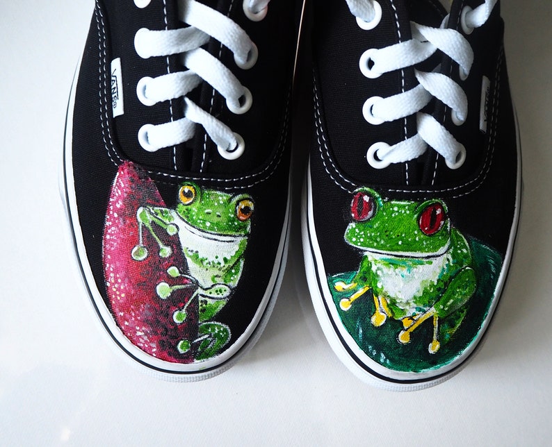 frog shoes