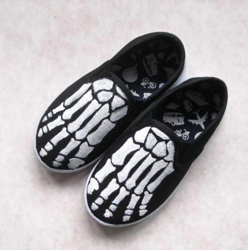 skeleton toes shoes