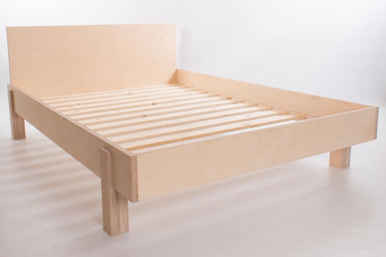 Il letto nordico // Letto basso modulare / Compensato di betulla / Internazionale / Dimensioni personalizzate / Matrimoniale / Singolo / King Personalizza design materiali immagine 8