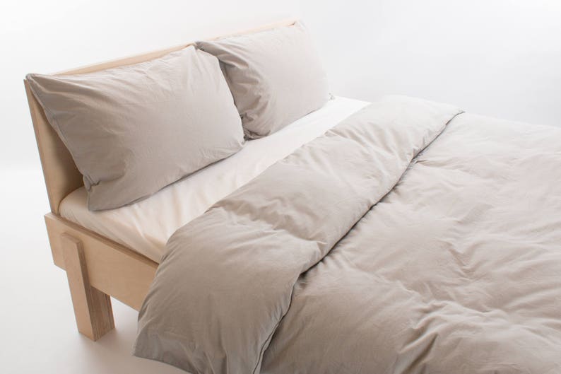 Il letto nordico // Letto basso modulare / Compensato di betulla / Internazionale / Dimensioni personalizzate / Matrimoniale / Singolo / King Personalizza design materiali immagine 4