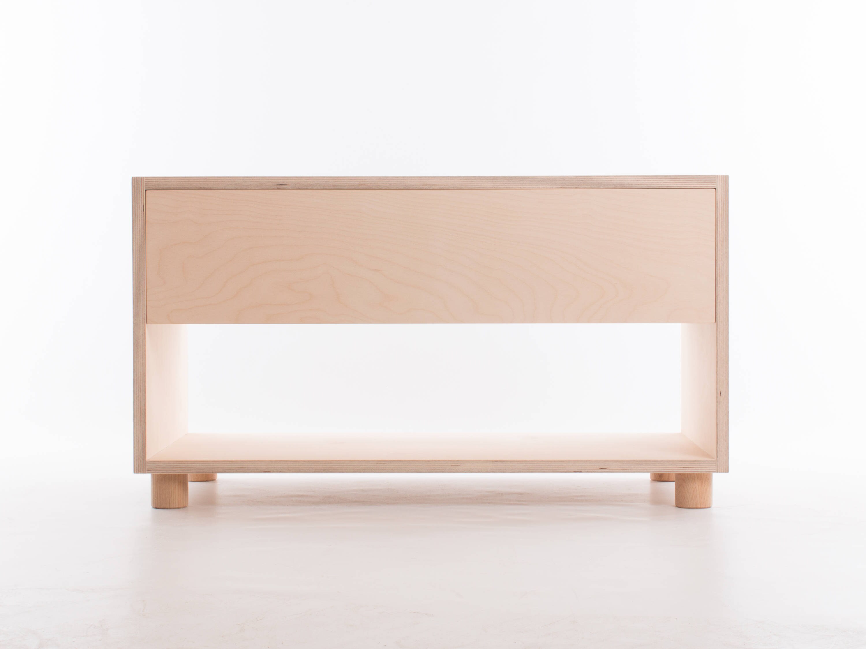 Unité Multimédia avec Tiroir // Pieds en Frêne/Socle à Grain d'extrémité Roues - Contreplaqué de Bou