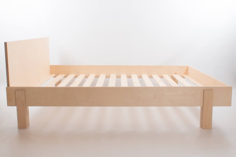 Il letto nordico // Letto basso modulare / Compensato di betulla / Internazionale / Dimensioni personalizzate / Matrimoniale / Singolo / King Personalizza design materiali immagine 7