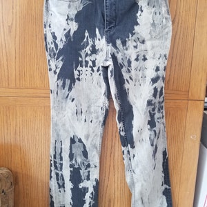 Ladies Coldwater Creek bleached black/gray/white dyed Jeans size 8 image 3