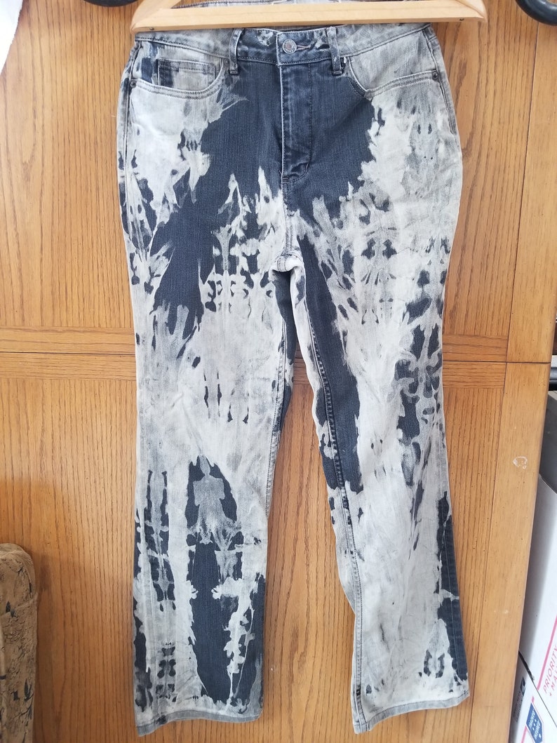 Ladies Coldwater Creek bleached black/gray/white dyed Jeans size 8 image 3