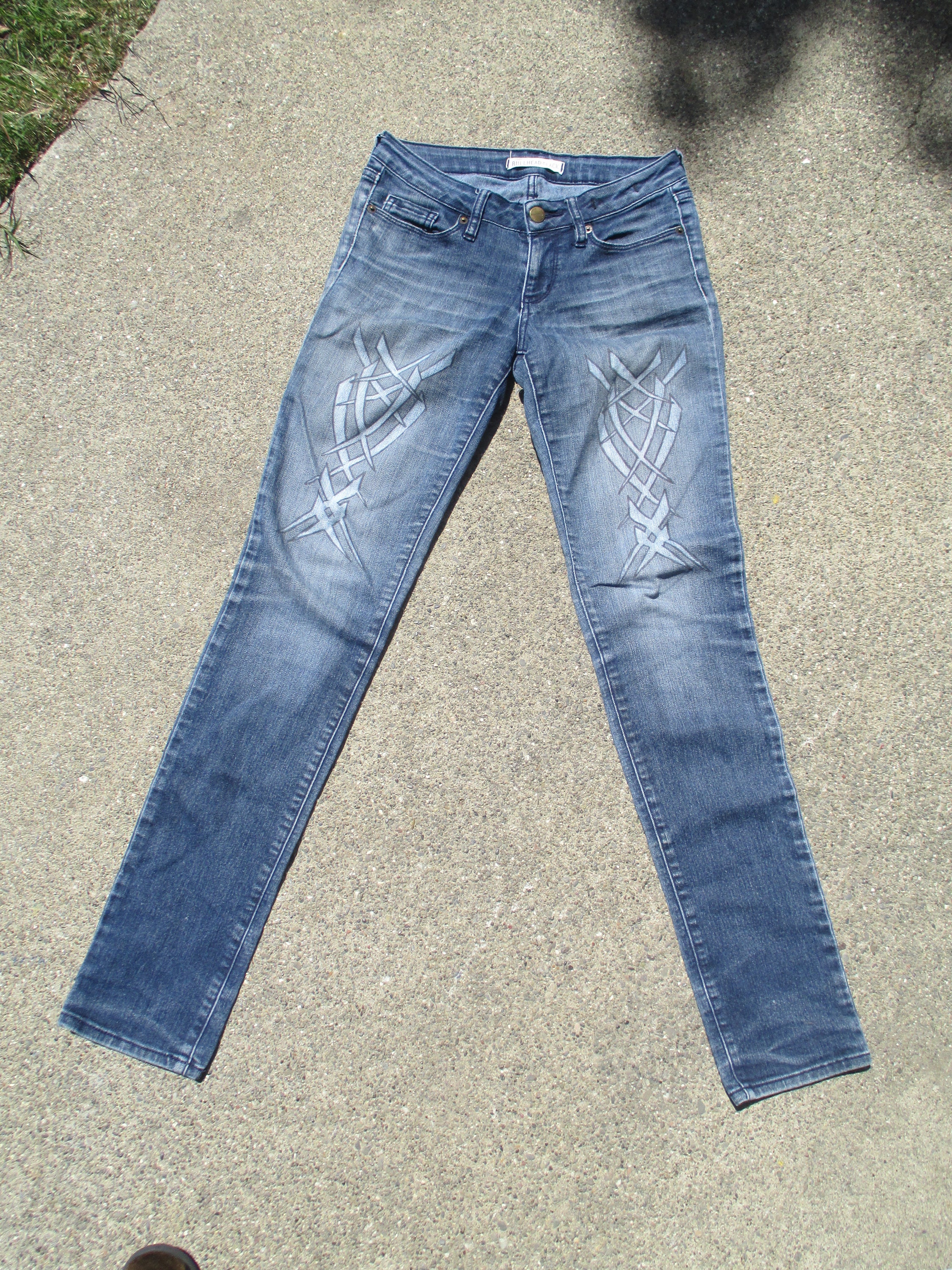Ladies Bullhead Black Super Skinny Hand 