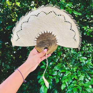 Vävda solfjädrar för bröllop / personlig träsolfjädrar / unika bröllopsgåvor / handvävda solfjädrar boho bröllopsdekorationer bild 3