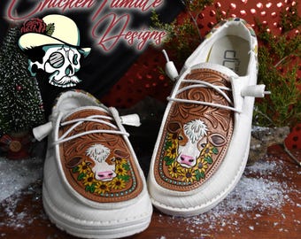 READY TO SHIP : size 9, Hand tooled customized Hey Dudes