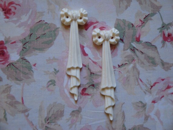 Shabby /& Chic *Bow Ribbon Furniture Applique Architectural Trim