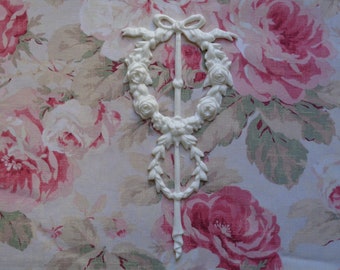 New! Shabby Chic Rose Floral Wreath Center Furniture Applique Pediment Onlay