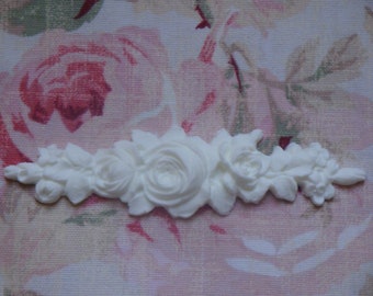 Shabby & Chic Rose Floral Center Furniture Applique Architectural Onlay Pediemnt