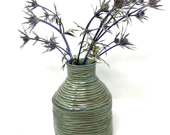 ヴィンテージ ダークグリーン 釉薬 陶器 花瓶：ハンドメイド コイル