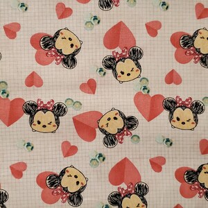 Disney MINNIE hearts Fabric by the half yard. 100% Cotton.