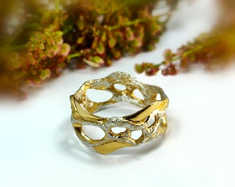 Twig Ring gold,Branch Ring,Gold band ring,Organic ring,band ring,flower ring, gold ring,rustic wedding, quirky ring, leaf wedding band,