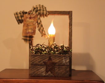 Small Tobacco Lath Primitive Basket Electric Candelabra Light with Pip Berries, Star, Tag and Bow