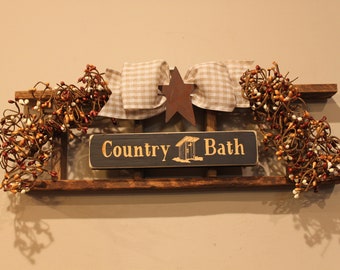 Small Authentic Tobacco Lath Ladder with Berries, Country Bath Sign, Star and Bow