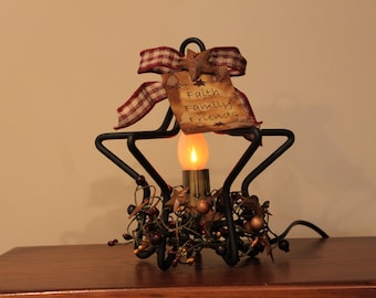 Small 3D Iron Star with Low Wattage Electric Flickering Candelabra light, Bow, Star, Hang Tag and Pip Berry Ring