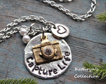 Camera Necklace, Photographer Necklace, Capture Life, Camera Jewelry, Camera Necklace, Gift for Photogrpaher