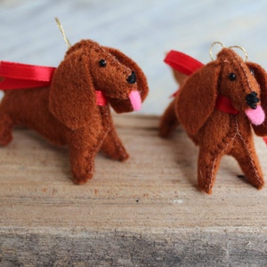 Dachshund Hand-sewn Felt Ornament, Dachshund Ornament, Dachshund Keepsake Memorial, Doxie Ornament, Dachshund Gift, Dog Ornament