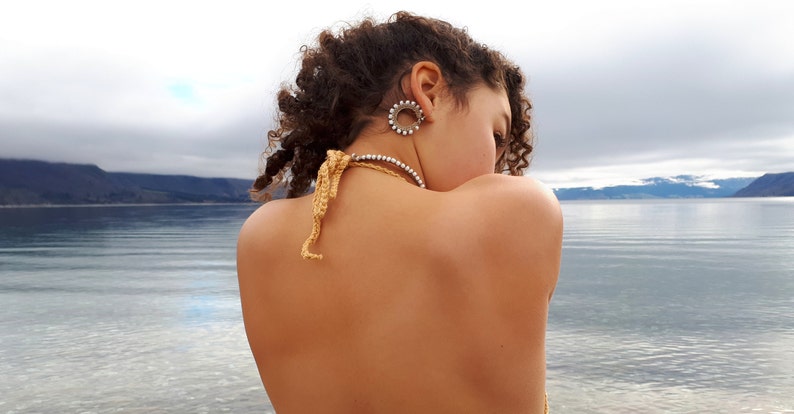Hoop Earrings with Beads White Beaded Hoop Earrings with silver allergy free hooks Goa Psy Schmuck Boho Jewelry Macrame Hoop Earring