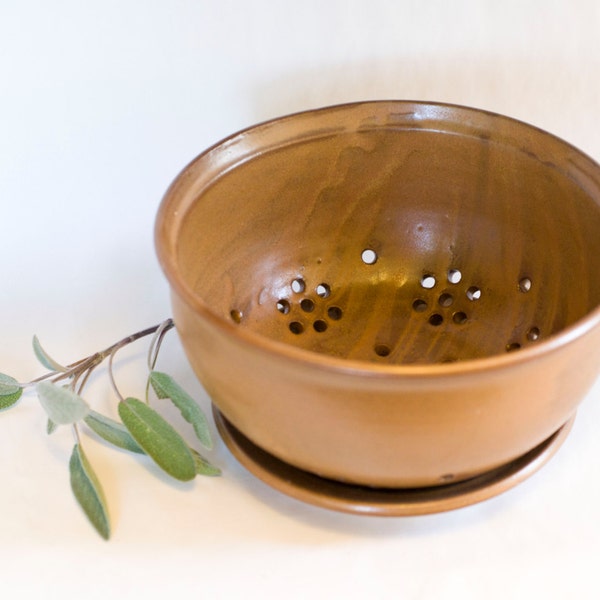 Colander, Berry Bowl, Pottery