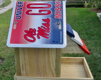 University of Mississippi Ole Miss Handmade Novelty Bird feeder with License Plate Roof