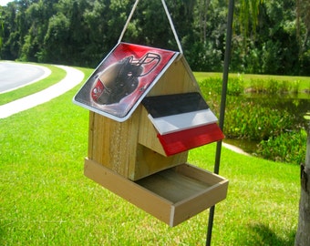 Tampa Bay Buccaneers Handmade Novelty Bird Feeder with License Plate Roof