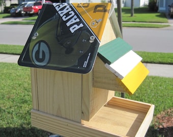 Green Bay Packers Handmade Bird Feeder Novelty with License Plate Roof