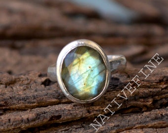 Labradorite Gemstone Ring - 925 Sterling Silver Birthstone Ring - Fire Gemstone Ring Jewelry - Solitaire Ring - Faceted Labradorite Ring