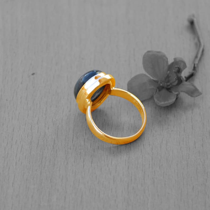 gift for her 14k yellow gold Labradorite ring Labradorite Cabochon jewelry,romantic gift ring,gold ring Blue Fire Labradorite gold ring