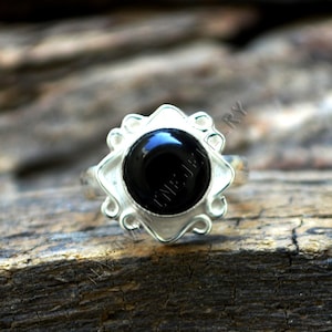Black Onyx Ring, Natural Black Onyx Gemstone Ring, Round Designer Onyx Ring, 925 Sterling Silver Ring, Black Onyx Birthstone Gift Jewelry