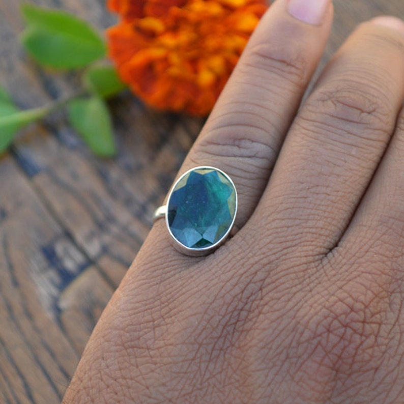 Artisan Handmade Ring 925 Sterling Silver Ring Jewelry Natural Emerald Gemstone Ring Bezel Set Faceted Ring May Birthstone Gift Ring