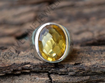 Madeira Citrine Ring: Oval Faceted 925 Sterling Silver