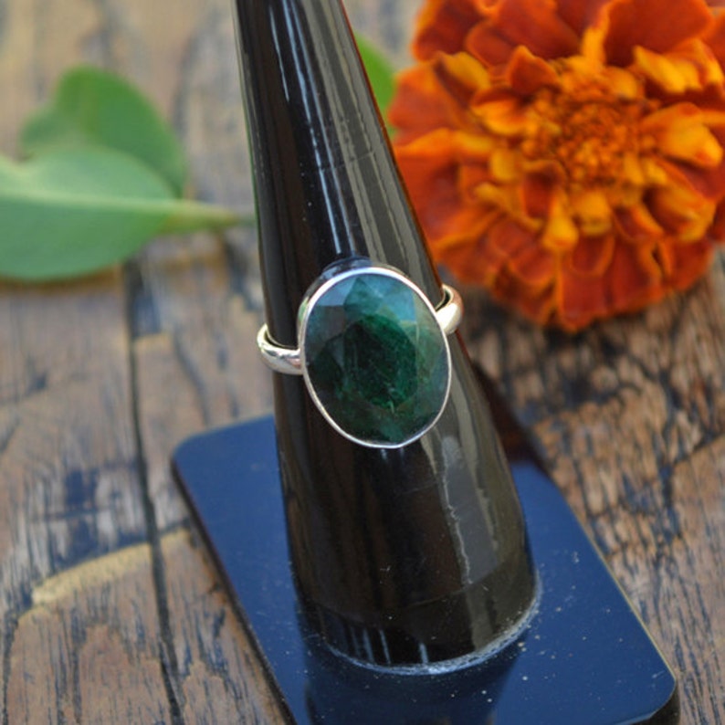 Artisan Handmade Ring 925 Sterling Silver Ring Jewelry Natural Emerald Gemstone Ring Bezel Set Faceted Ring May Birthstone Gift Ring
