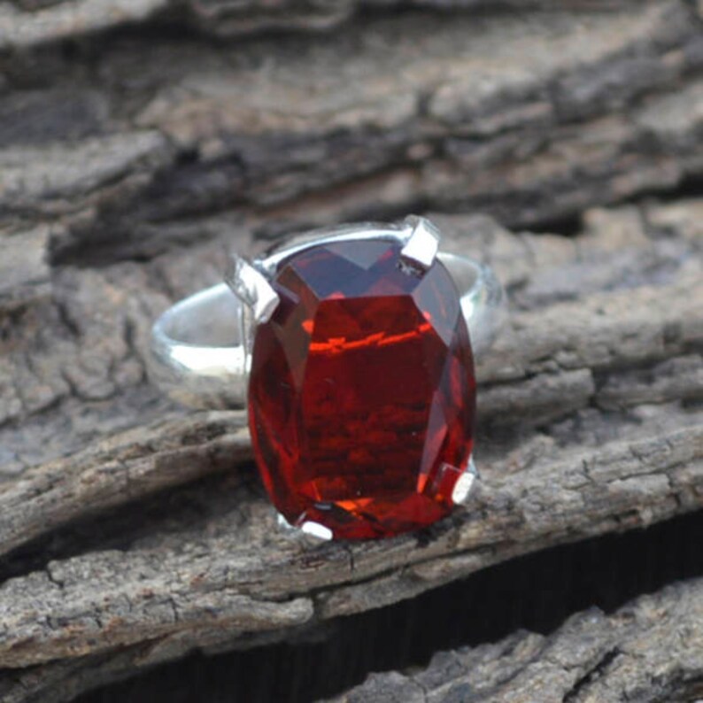 925 Sterling Silver Prong Set Ring,Quartz Ring,Beautiful Gift Ring Garnet Quartz Ring Junuary Birthstone Ring,Red Ring,Cushion Cut Stone