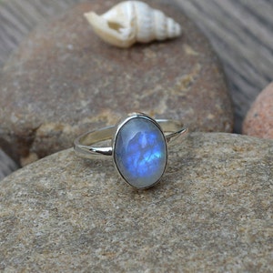 Natural Rainbow Moonstone Ring, 925 Sterling Silver Ring, Birthstone Gift Ring, Bezel Ring, Stackable Ring, Statement Ring, Yellow Gold Ring