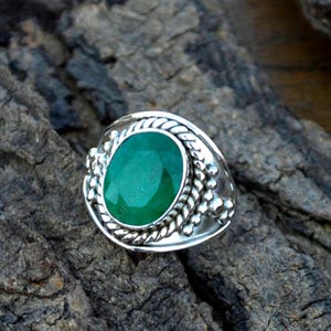 Natural Emerald Gemstone Ring, Oval Faceted Emerald Ring, 925 Sterling Silver Ring, Emerald Ring, May Birthstone Ring, Designer Gift Ring
