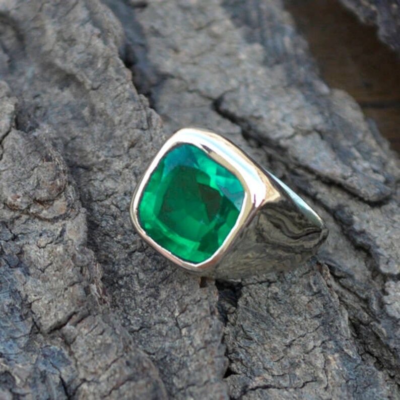Cushion Emerald Gemstone Ring Bezel Setting Cushion Ring 925 Etsy