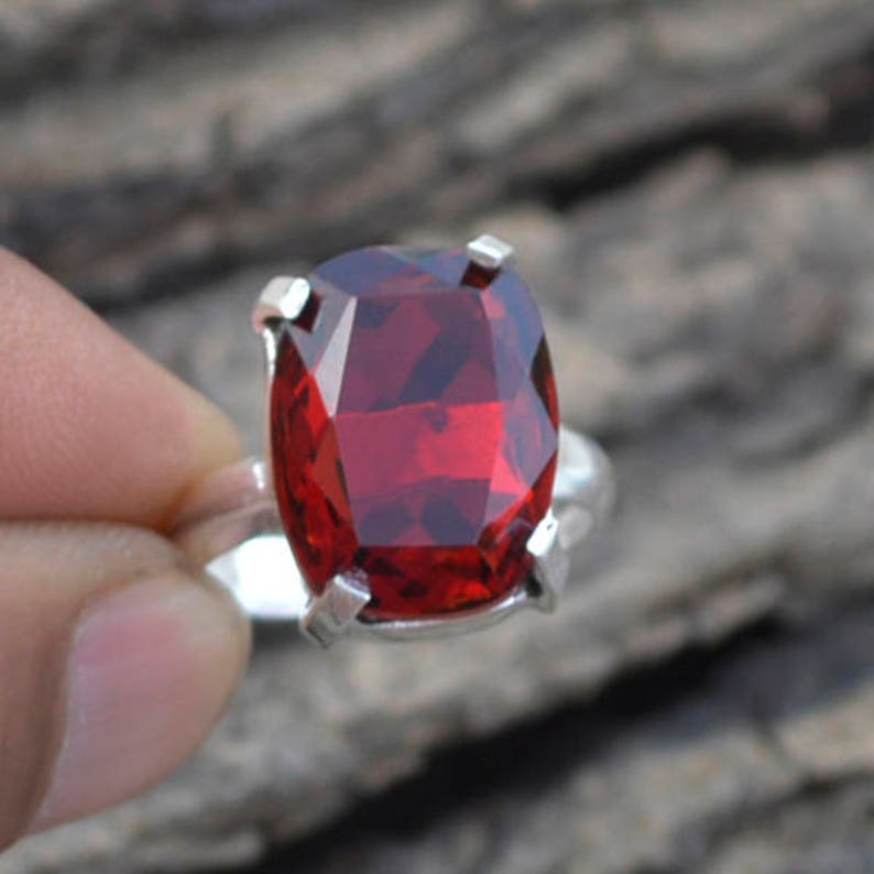 925 Sterling Silver Prong Set Ring,Quartz Ring,Beautiful Gift Ring Garnet Quartz Ring Junuary Birthstone Ring,Red Ring,Cushion Cut Stone