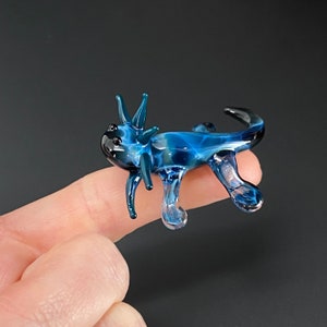 Tiny Axolotl Glass Sculpture - Mud Puppy - Desk Friend - Aquarium Art - small figurine - tiny wild axolotl