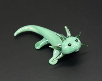 Baby Axolotl Glass Sculpture – Desk Art