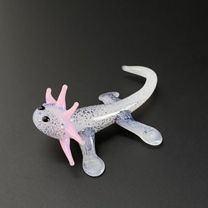 Baby Axolotl Glass Sculpture - Mud Puppy - Desk Friend - Aquarium Art - small figurine - tiny axolotl dirty Lucy leucistic pink cute