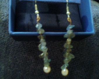 One of a kind artisan jewelry peices. Agate and pearl dangle earrings.