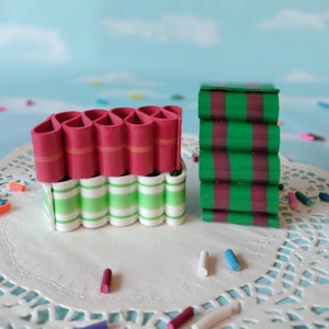 Fake Ribbon Candy Christmas Realistic Hand Painted Green Red White 145