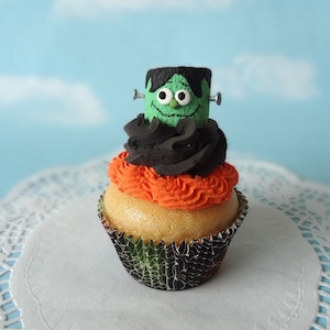 Fake Cupcake Chocolate  Halloween Frankenstein Marshmallow Decor Display Food Prop