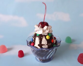 Fake Ice Cream Sundae Small Vanilla with Chocolate hot fudge sauce and Candies Faux Food Prop