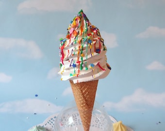 Fake Ice Cream : Vanilla Soft Serve, Rainbow Drizzle, Unicorn Sprinkles on Sugar Waffle Cone