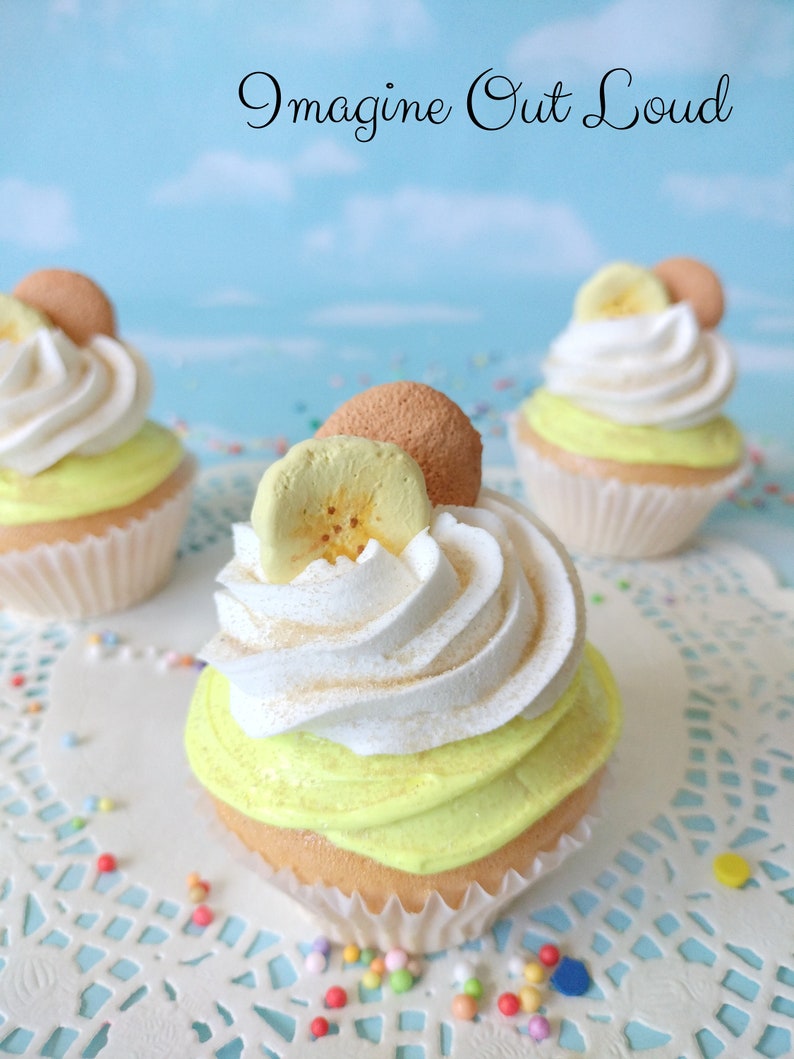 Fake Pudding Fake Cupcake ONE Banana Pudding Whipped Cream Vanilla Wafer Faux Cookie ...