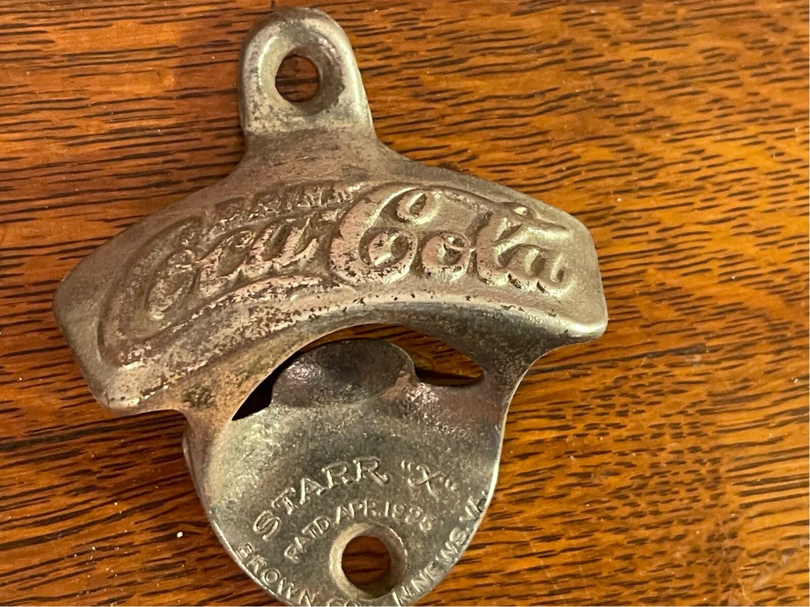 PAUL bottle opener ビンテージ　90’s? VTG Palo Japan cast iron body magnet Guitar Bottle Opener